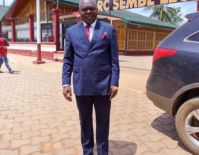 𝗠𝗮𝗶𝗿𝗲 𝗱𝗲 𝗹𝗮 𝗰𝗼𝗺𝗺𝘂𝗻𝗲 𝗱𝗲 𝗠𝗶𝗻𝗱𝗼𝘂𝗿𝗼𝘂, 𝗣𝗿𝗲́𝘀𝗶𝗱𝗲𝗻𝘁 𝗱𝗲 𝗹𝗮 𝗦𝗲𝗰𝘁𝗶𝗼𝗻 𝗥𝗗𝗣𝗖 𝗛𝗮𝘂𝘁 𝗡𝘆𝗼𝗻𝗴 𝗖𝗲𝗻𝘁𝗿𝗲 𝗜𝗩